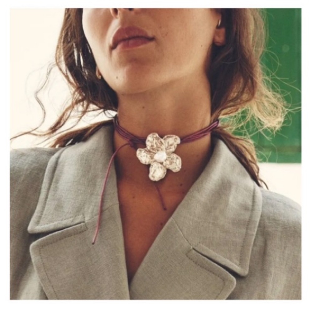 FLASH SALE • ZARA • Silver &Pearl Flower Necklace (or Choker) w/ Adjustable Cord - Picture 2 of 10